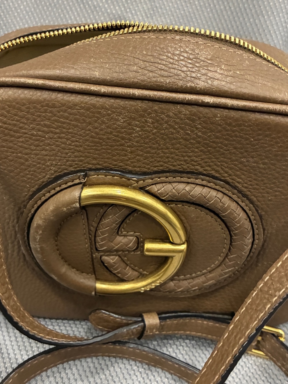 Authentic Gucci Arli Small Brown Leather Crossbody Camera Bag Gold GG-preowned - Picture 2 of 13